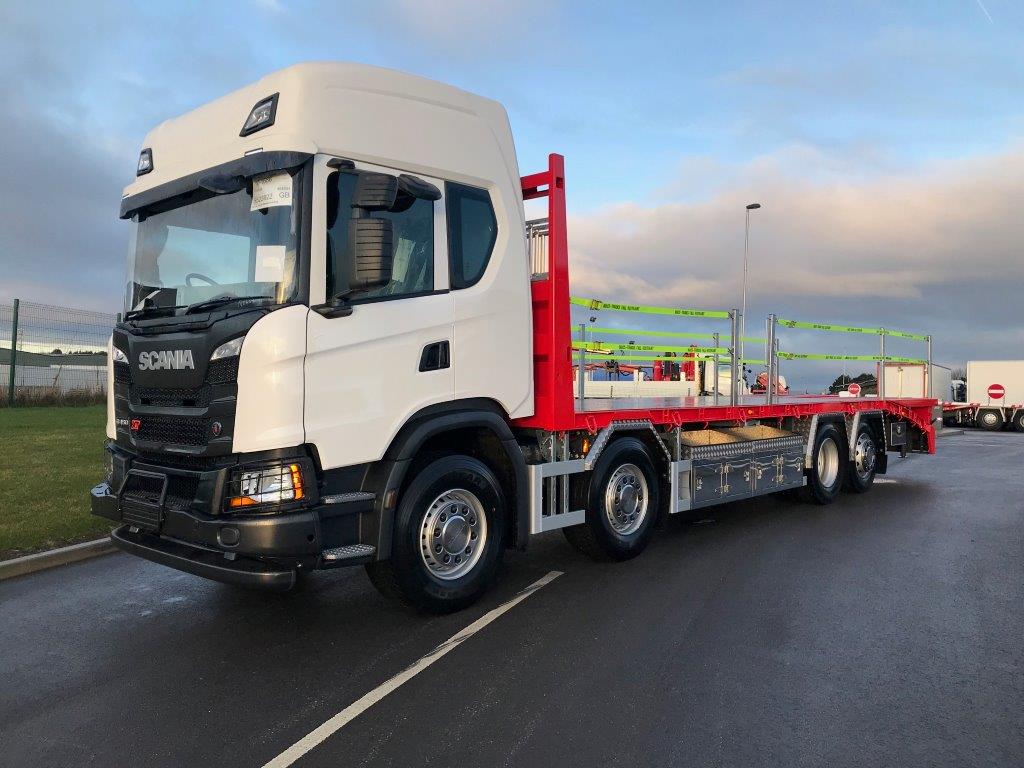 Sideview of 2019 Scania low profile beavertail plant body