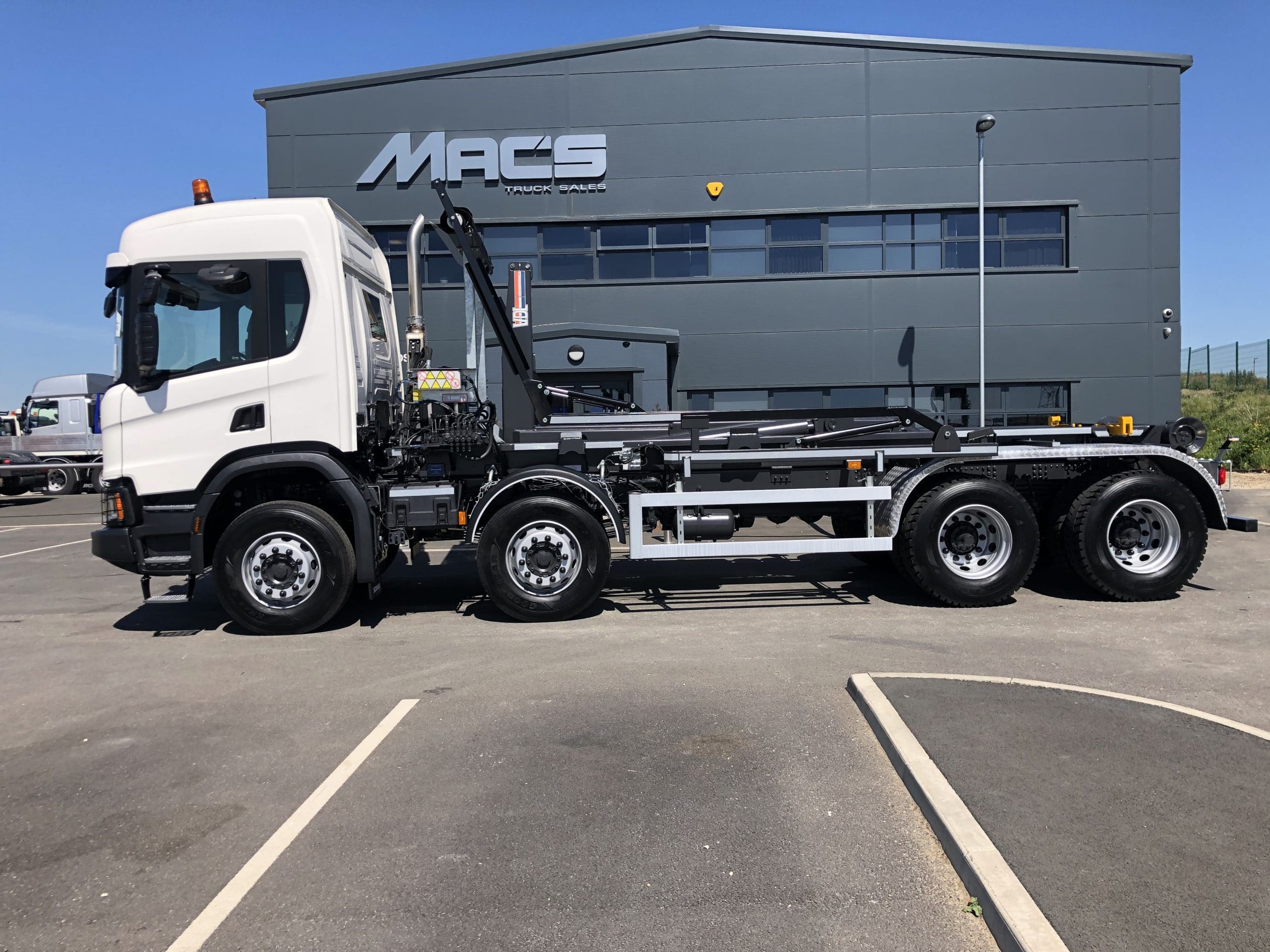 Scania 22 P 410 8x4 Vdl Hook Loader Mac S Trucks In Huddersfield New And Used Trucks West Yorkshire