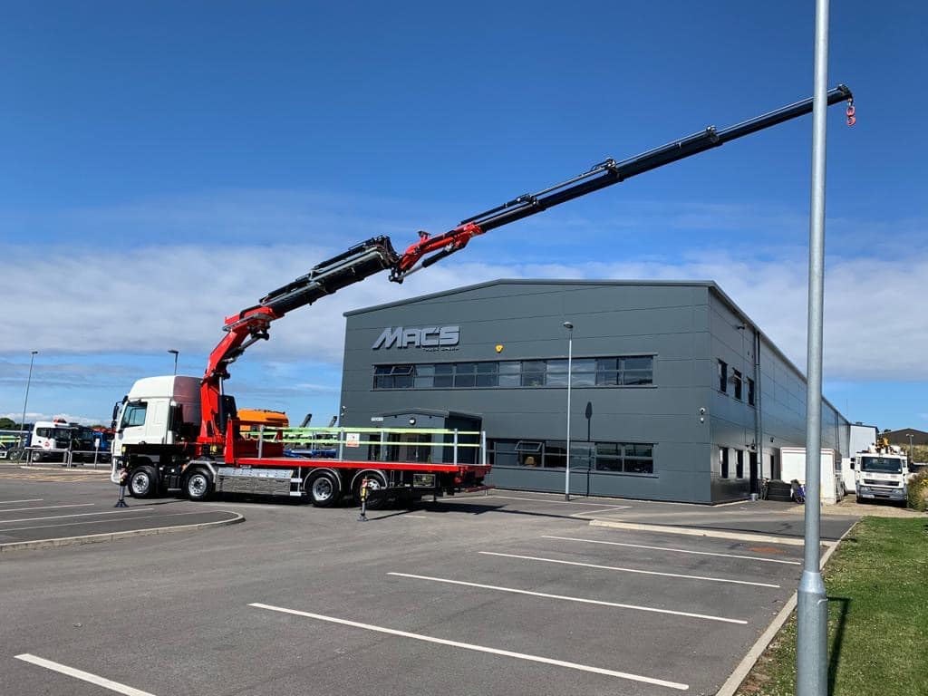 DAF 2020 FASSI With Fly Jib Flatbed Extended