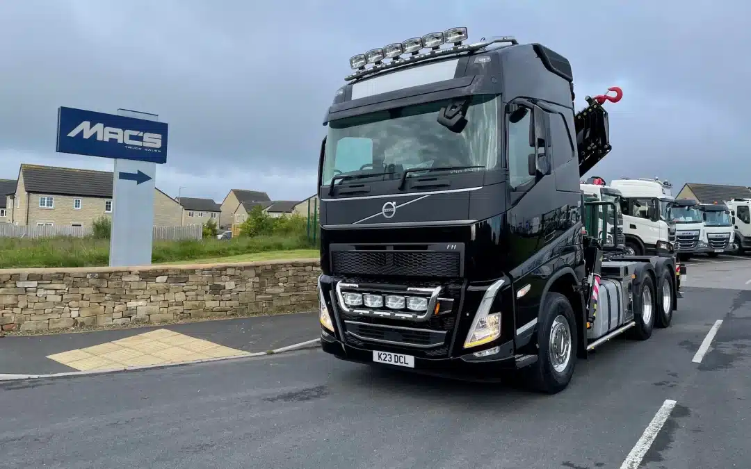 Volvo FH540 – Tractor Unit with Crane