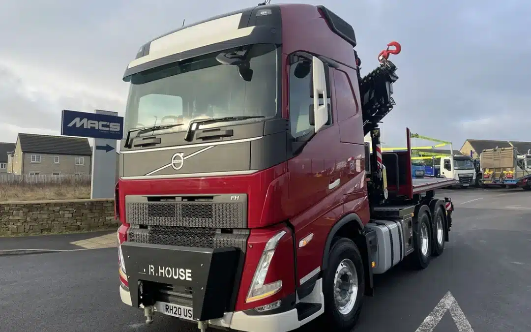 Volvo tractor unit fitted with F545RA.2.28