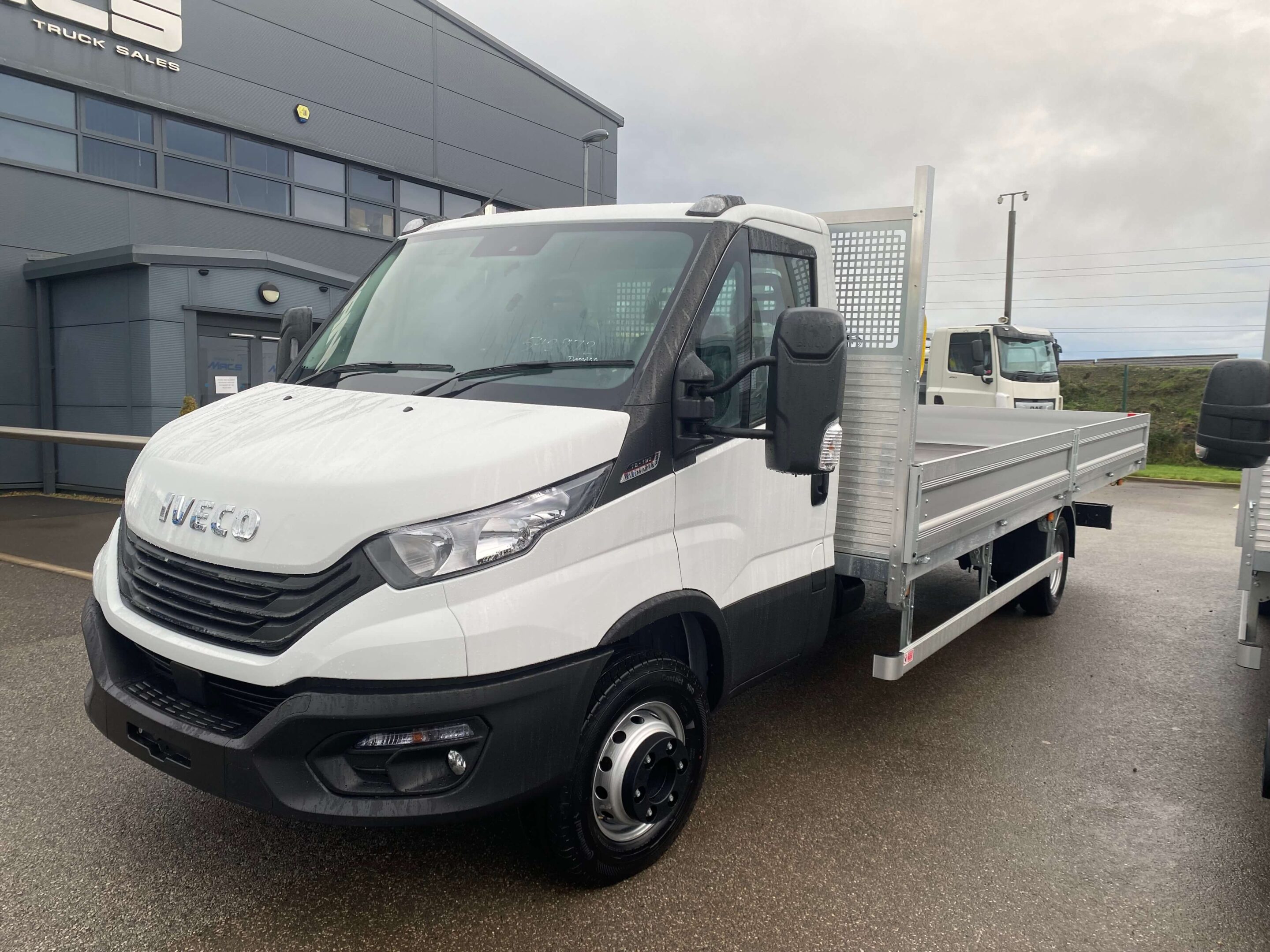 2023-4 IVECO 72-180 HY-MATIC