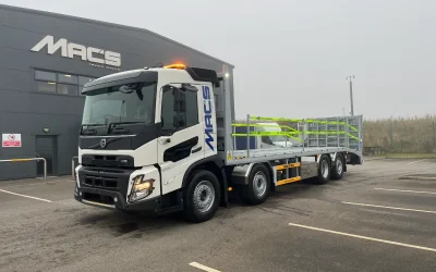 Volvo (2024) FMX460 8X2 32T Mac’s Access Spec Beavertail