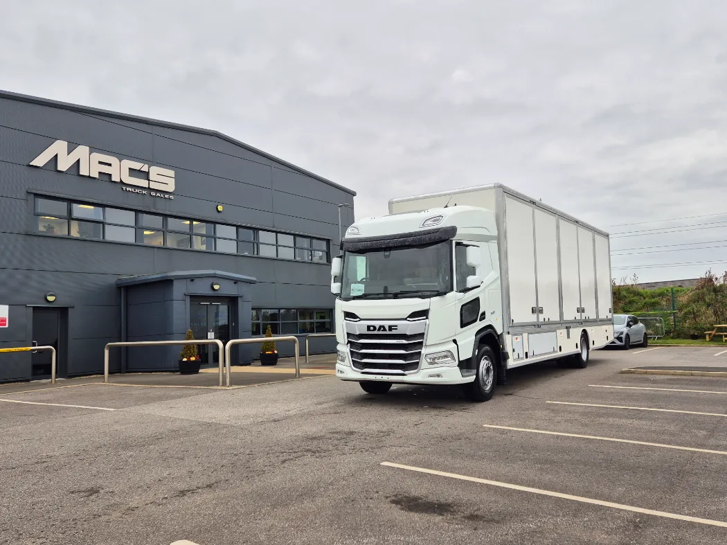 DAF XD 18T Removal truck outside Mac's truck sales commercial vehicle dealer