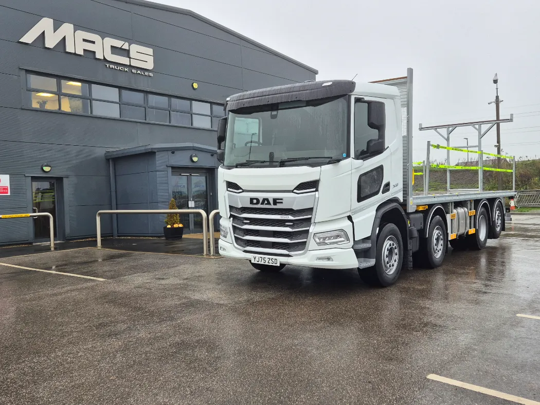 daf xd450 8x2 32t moffet carrier truck outside mac's truck sales commercial vehicle dealer