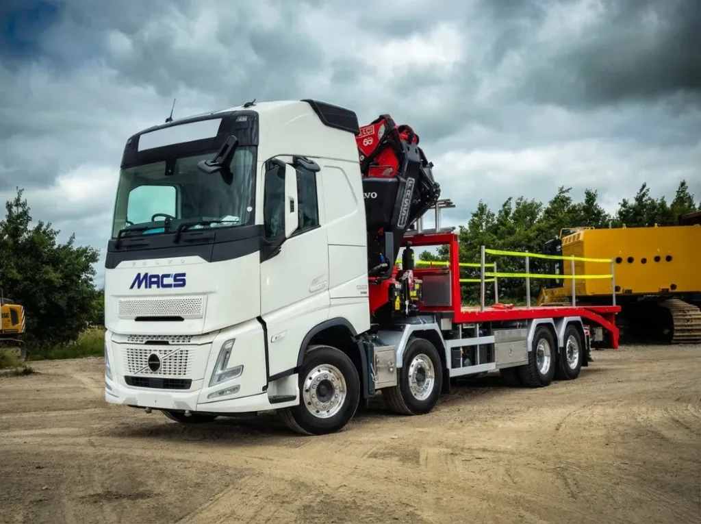 Volvo (2026) FH500 AERO Cheesewedge FASSI F905