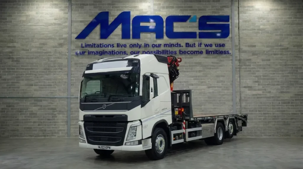 Volvo (2022) FM460 8X2 32T Cheesewedge & Trailer FASSI F400