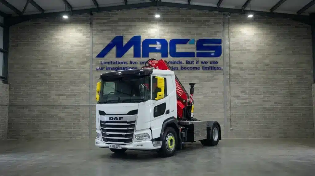 DAF (2026) XD450 4X2 16T FASSI F155 Tractor Unit