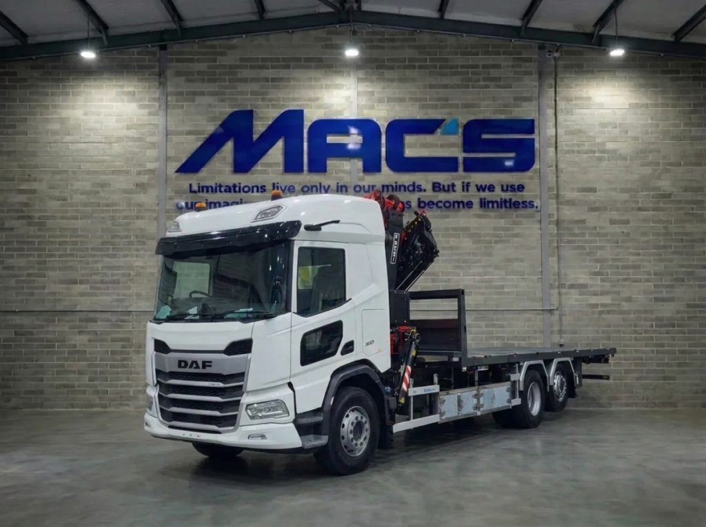 DAF (2026) XD450 6×2 26T FASSI F545 Flatbed