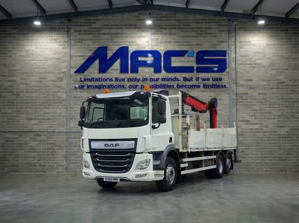 DAF (2020) CF320 6X2 26T Palfinger BM26 Builders Merchant
