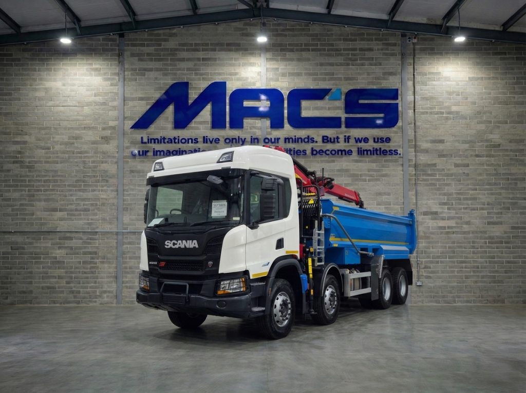 Scania (2026) P420 8×4 32T Tipper Grab