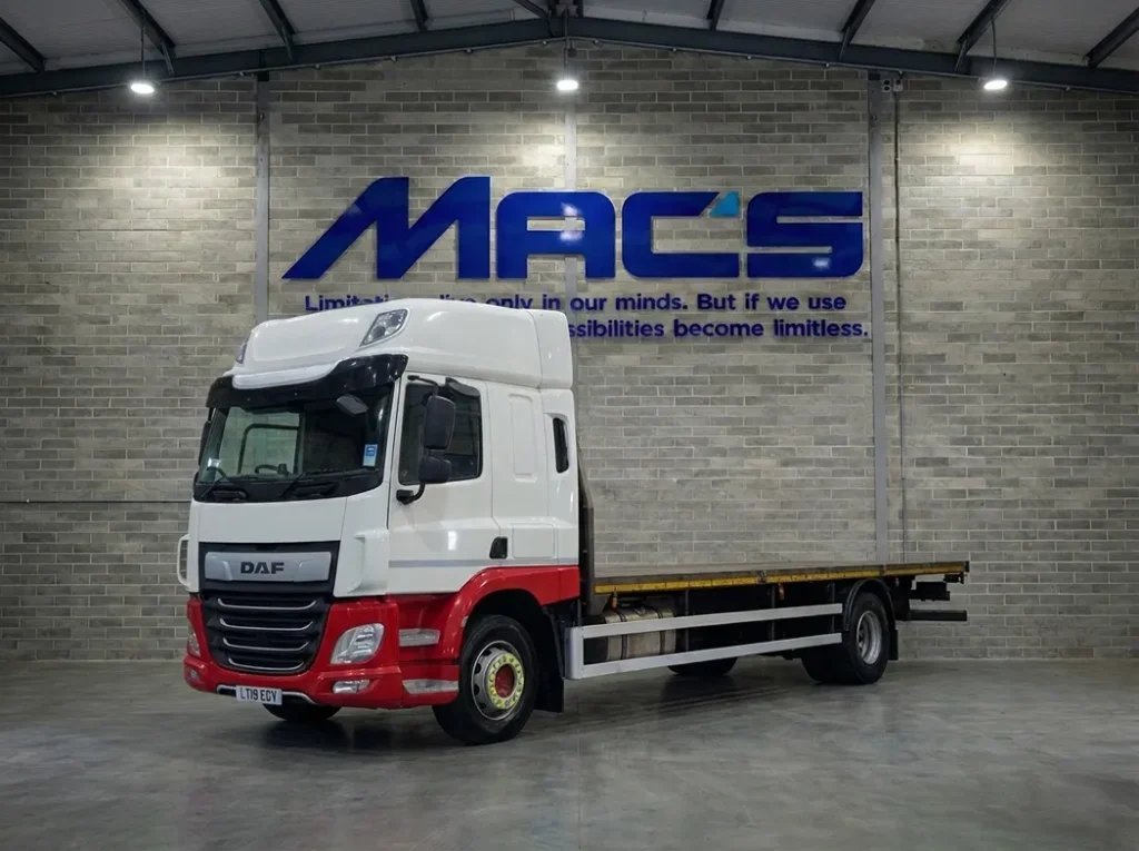 DAF (2019) CF 320 4×2 18T Flatbed £17,500 + VAT