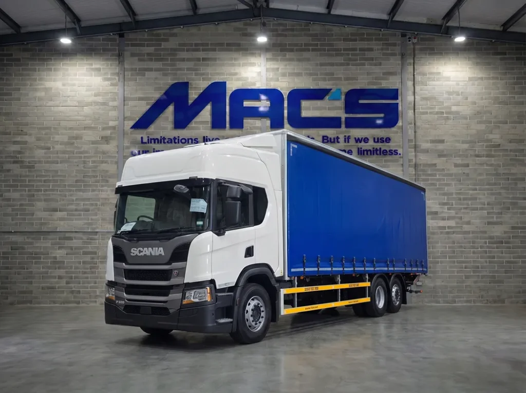 Scania (2026) P320 6X2 26T Curtainsider W/Tail Lift